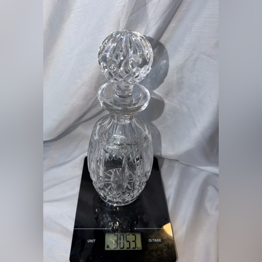 Authentic Waterford Crystal Lismore Spirit Decanter with Stopper - Signed - 10" - Picture 2 of 12
